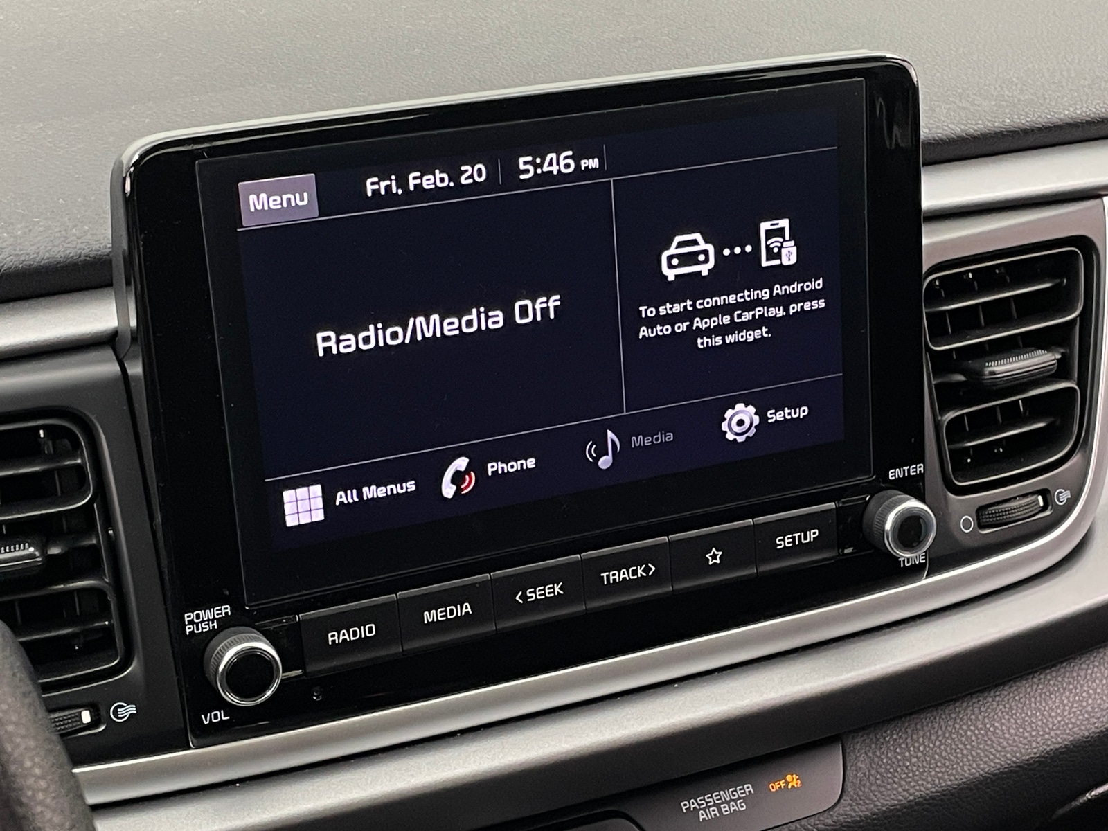 Thumbnail: 2021 Kia Rio - 4