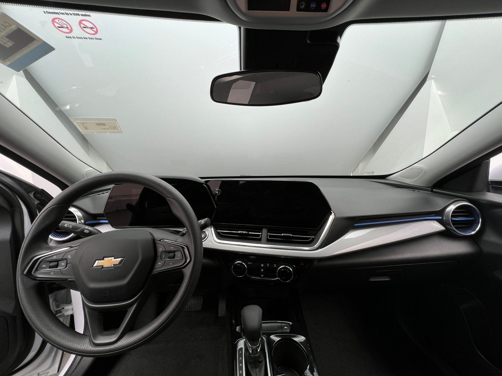 Thumbnail: 2025 Chevrolet Trax - 3