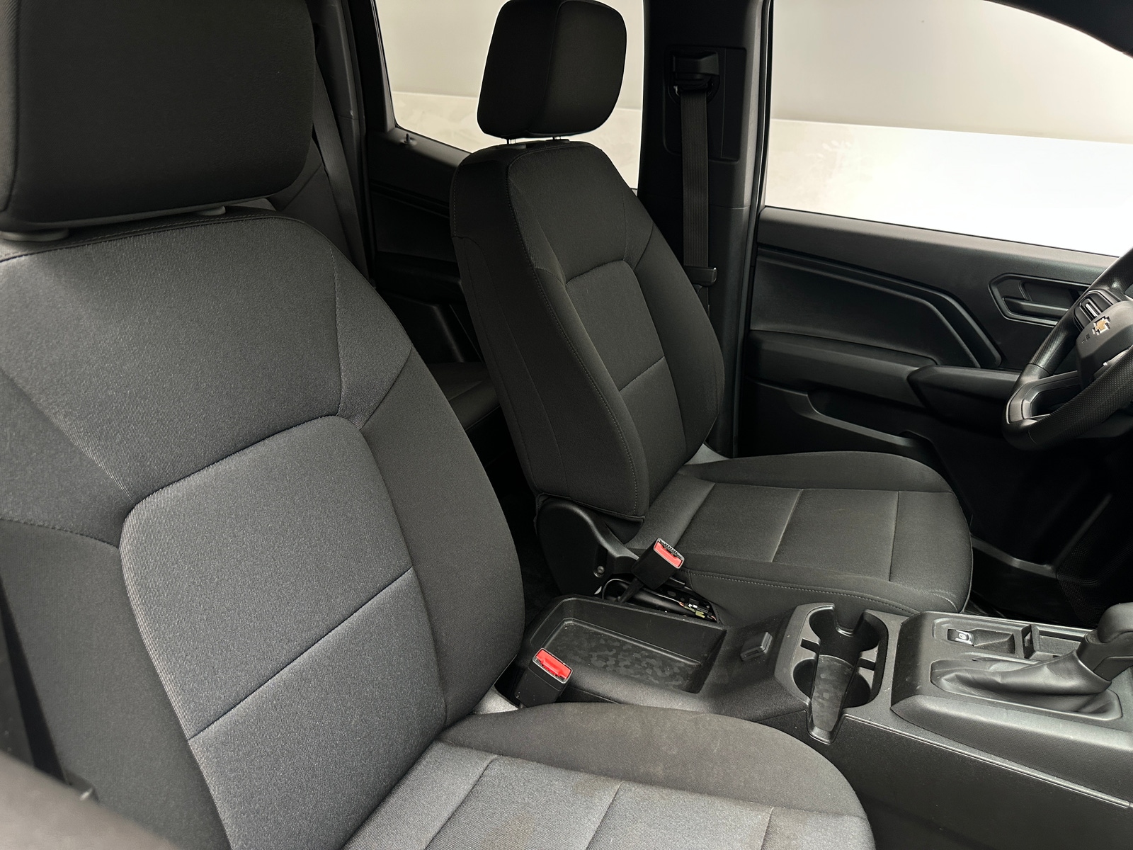 Thumbnail: 2024 Chevrolet Colorado - 2