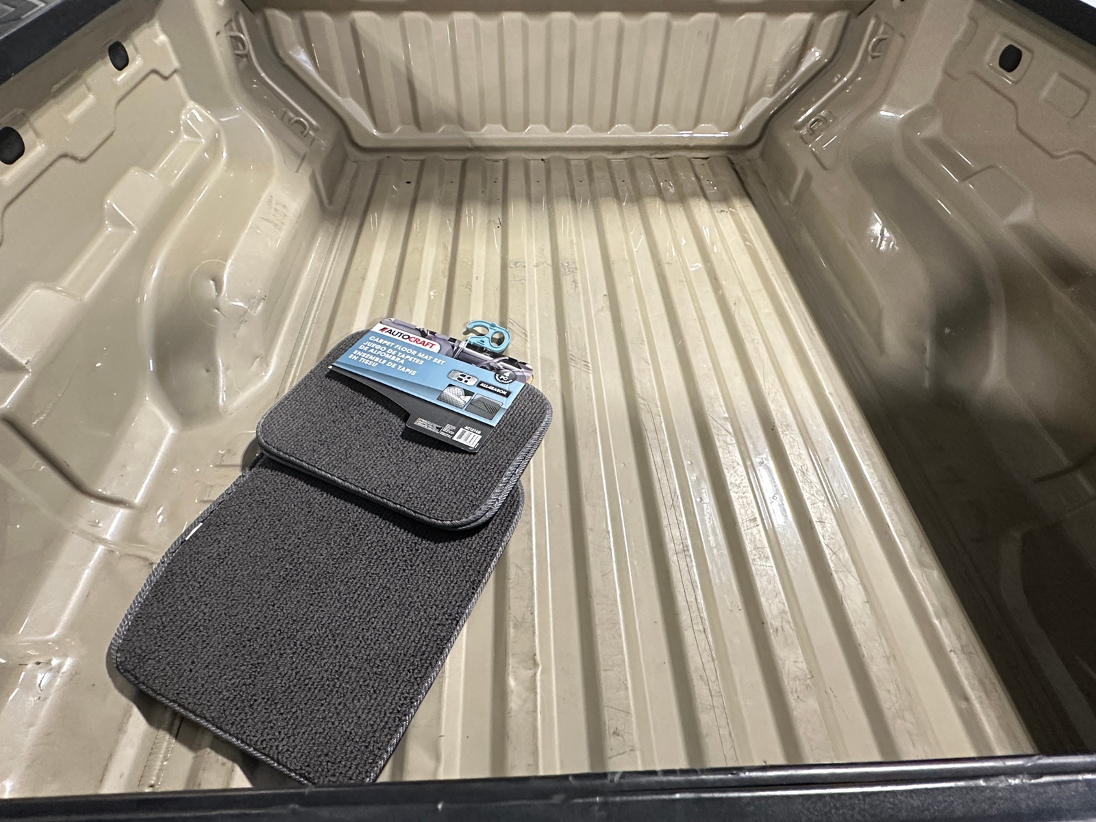 Thumbnail: 2024 Chevrolet Colorado - 7