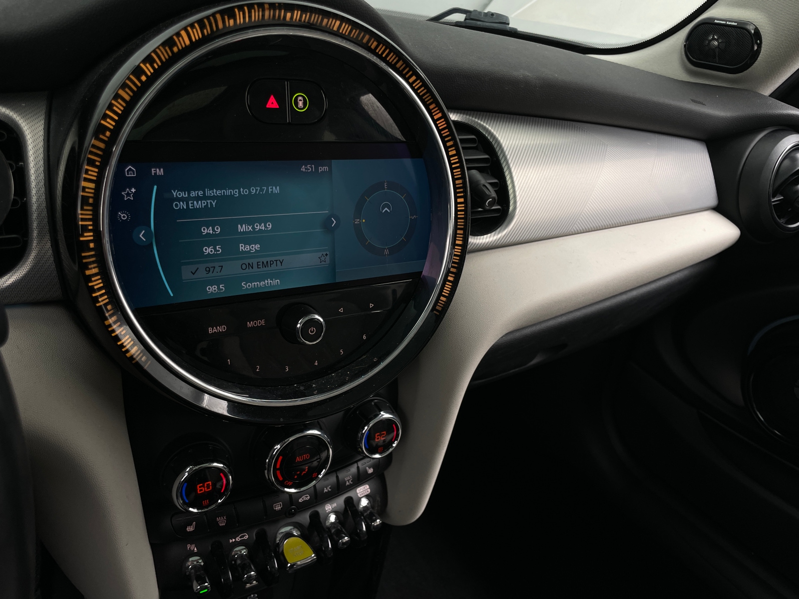 Thumbnail: 2023 MINI Cooper Hardtop - 3