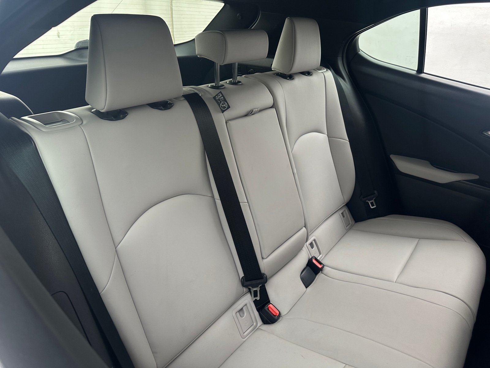 Thumbnail: 2025 Lexus UX - 5