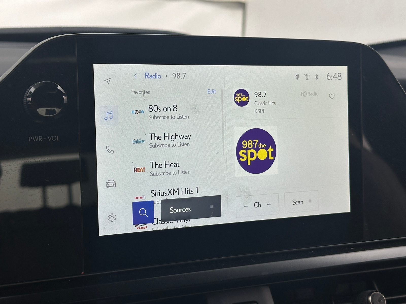 Thumbnail: 2025 Lexus UX - 3