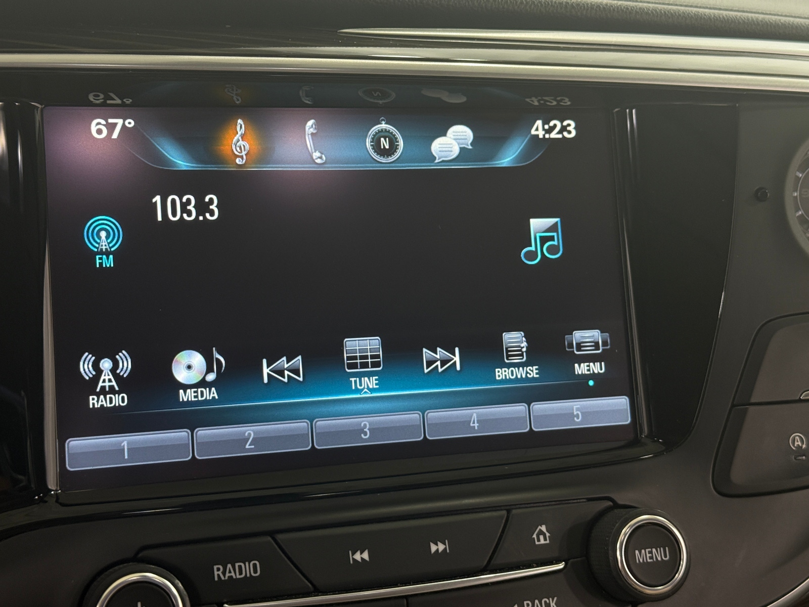 Thumbnail: 2020 Buick Envision - 3