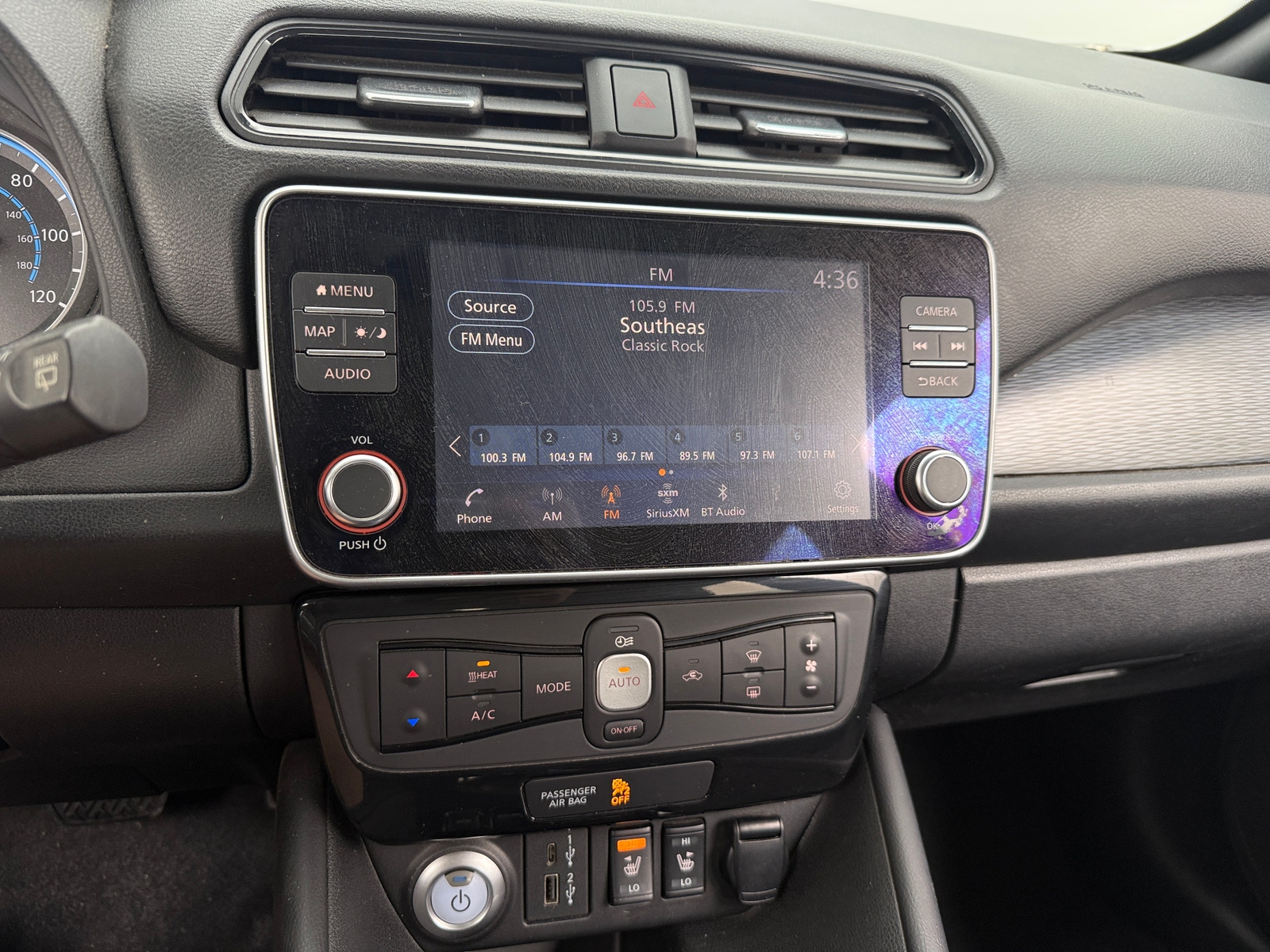 Thumbnail: 2021 Nissan Leaf - 4