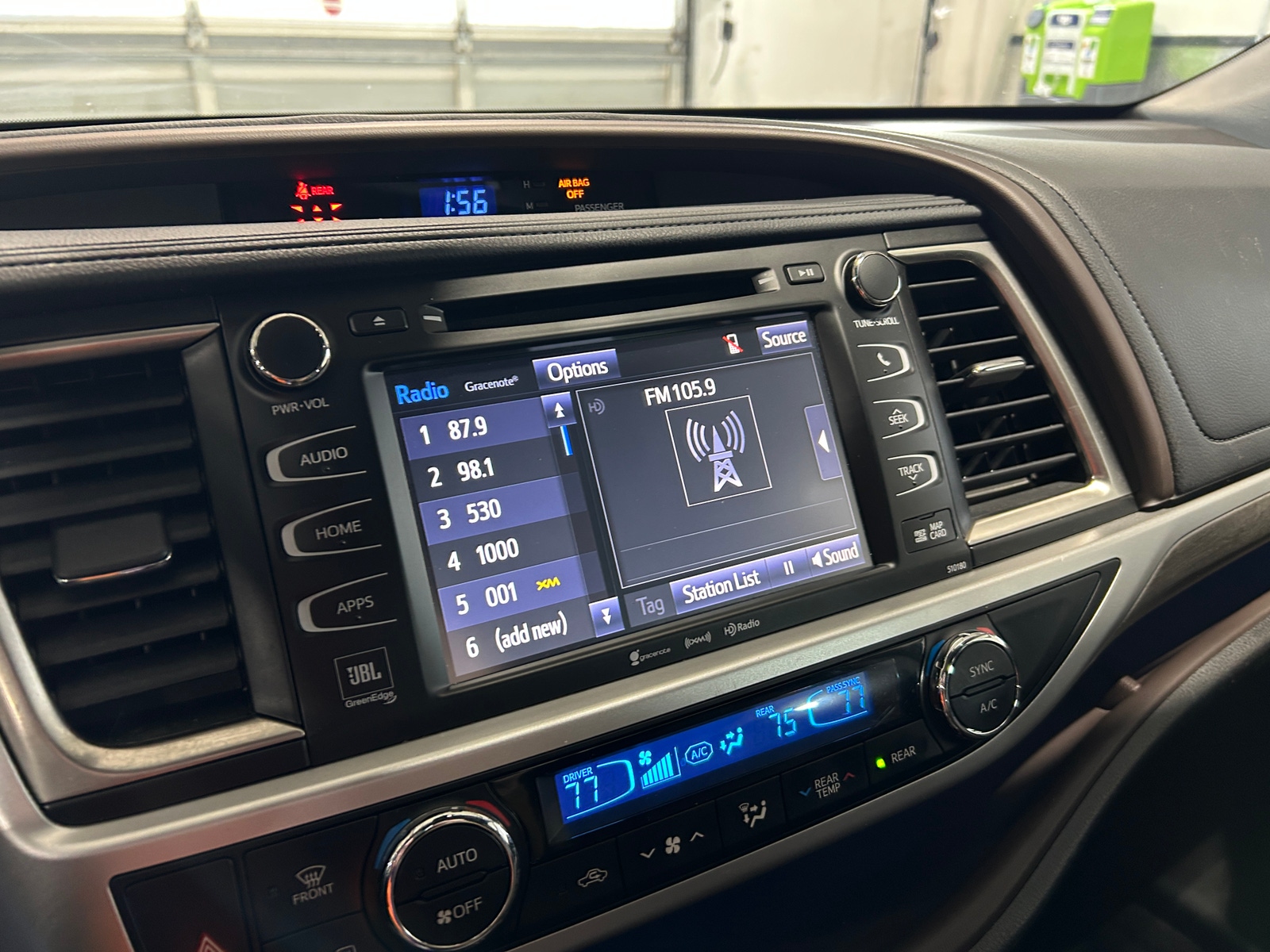 Thumbnail: 2018 Toyota Highlander - 3