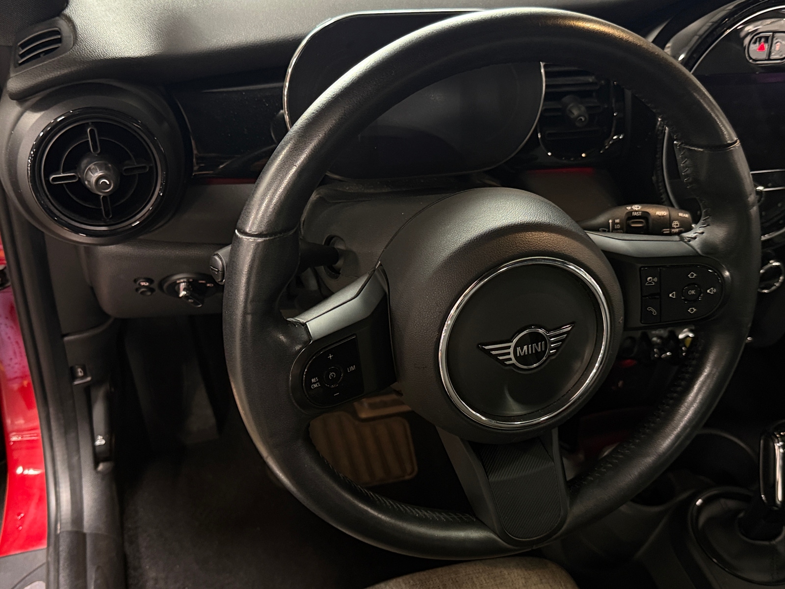 Thumbnail: 2023 MINI Cooper Hardtop - 4