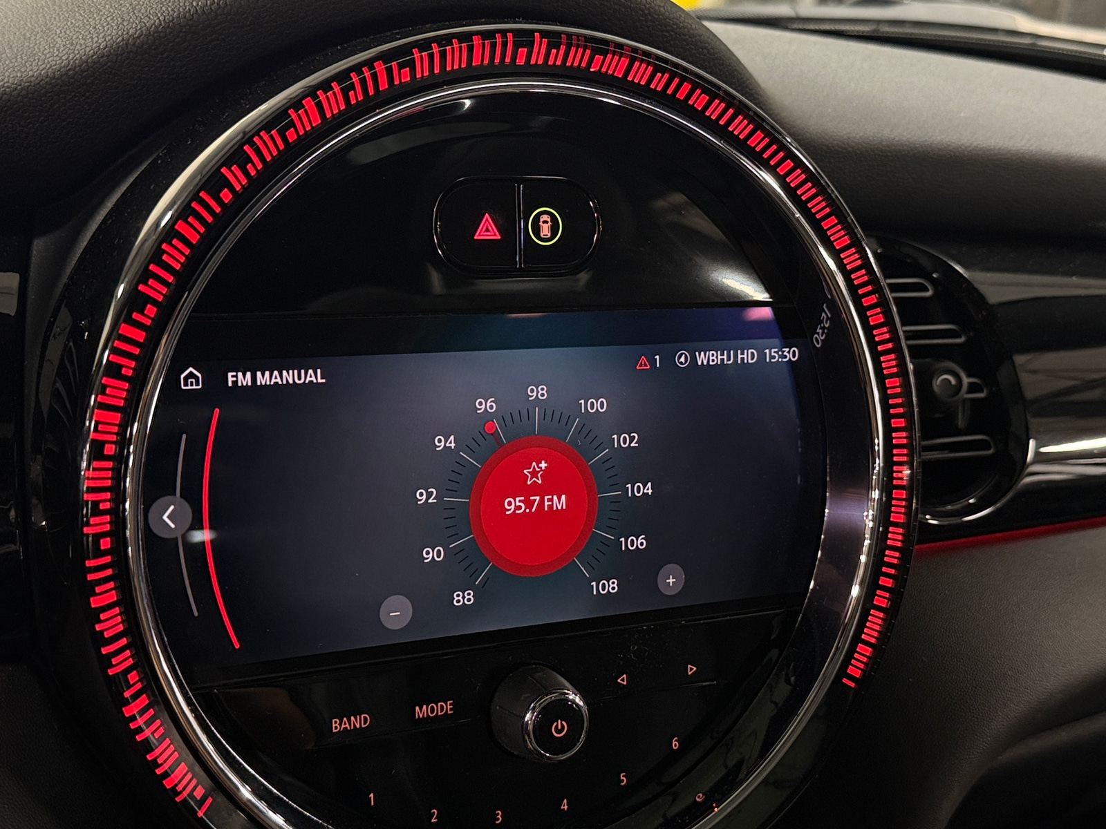 Thumbnail: 2023 MINI Cooper Hardtop - 3