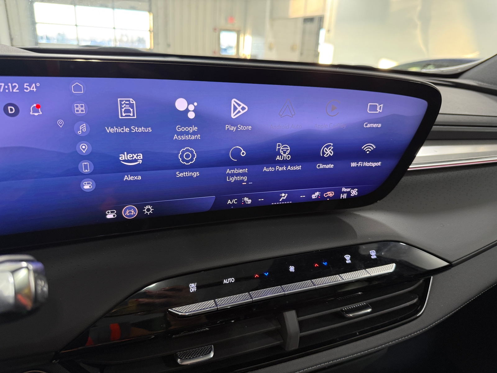 Thumbnail: 2025 Buick Enclave - 3