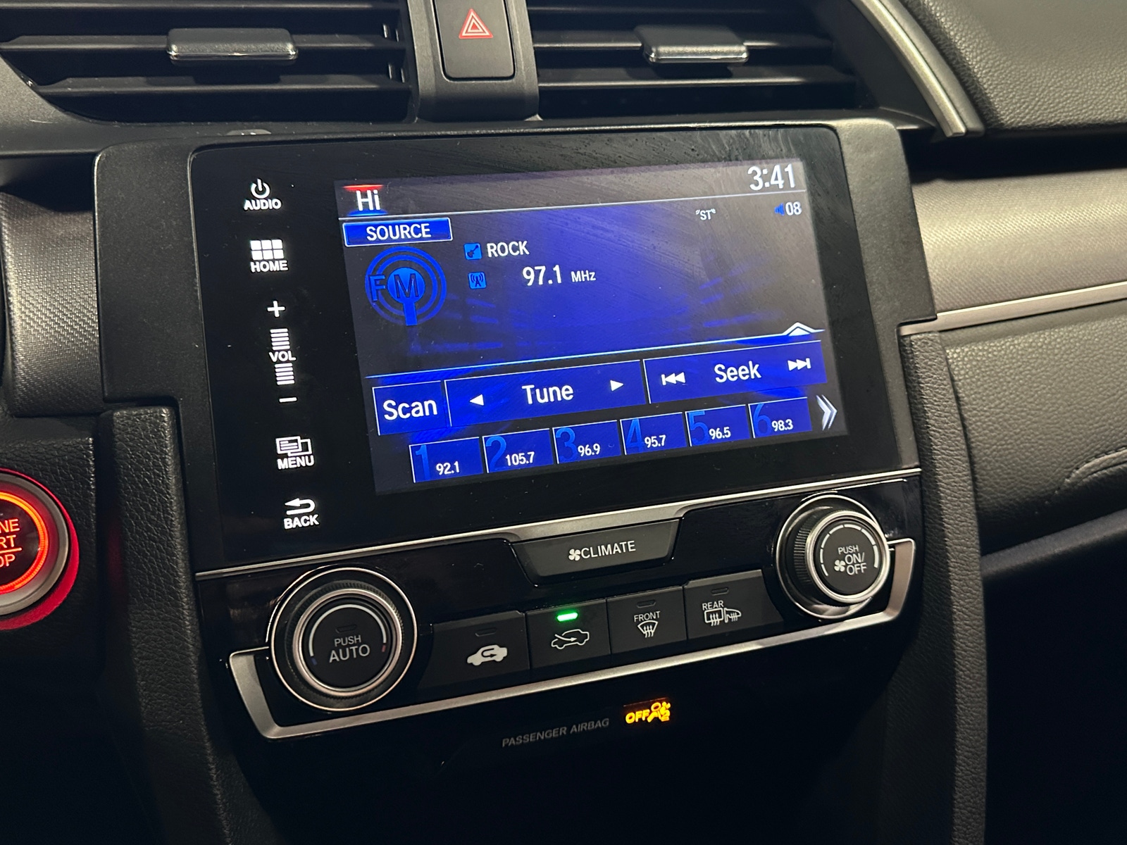 Thumbnail: 2016 Honda Civic - 4