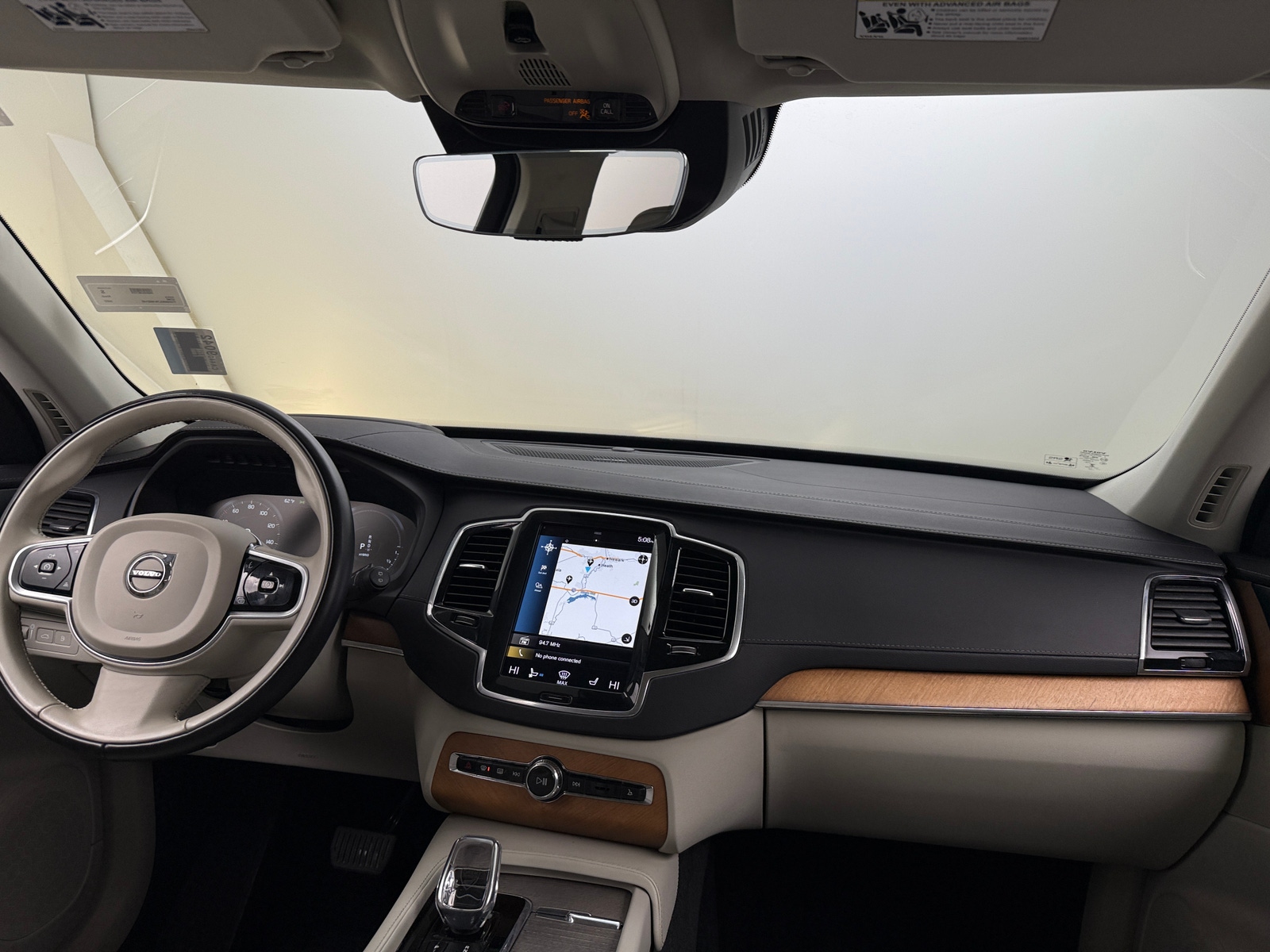 Thumbnail: 2022 Volvo XC90 - 2