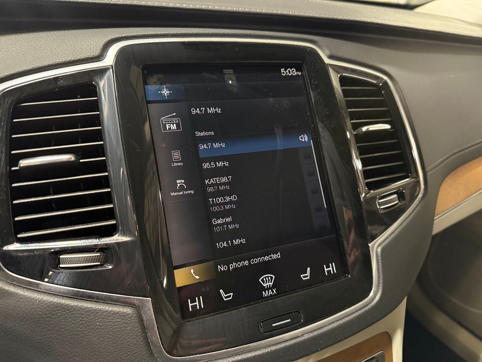 Thumbnail: 2022 Volvo XC90 - 3