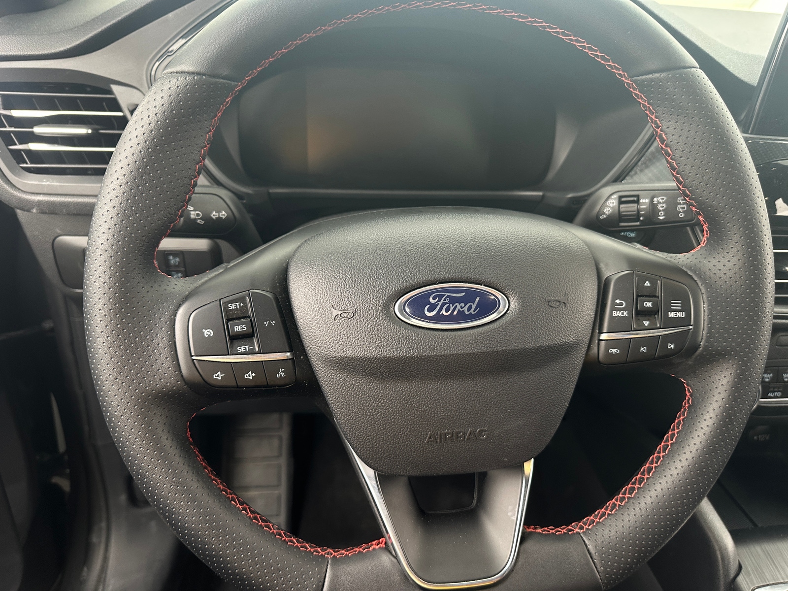 Thumbnail: 2025 Ford Escape - 4