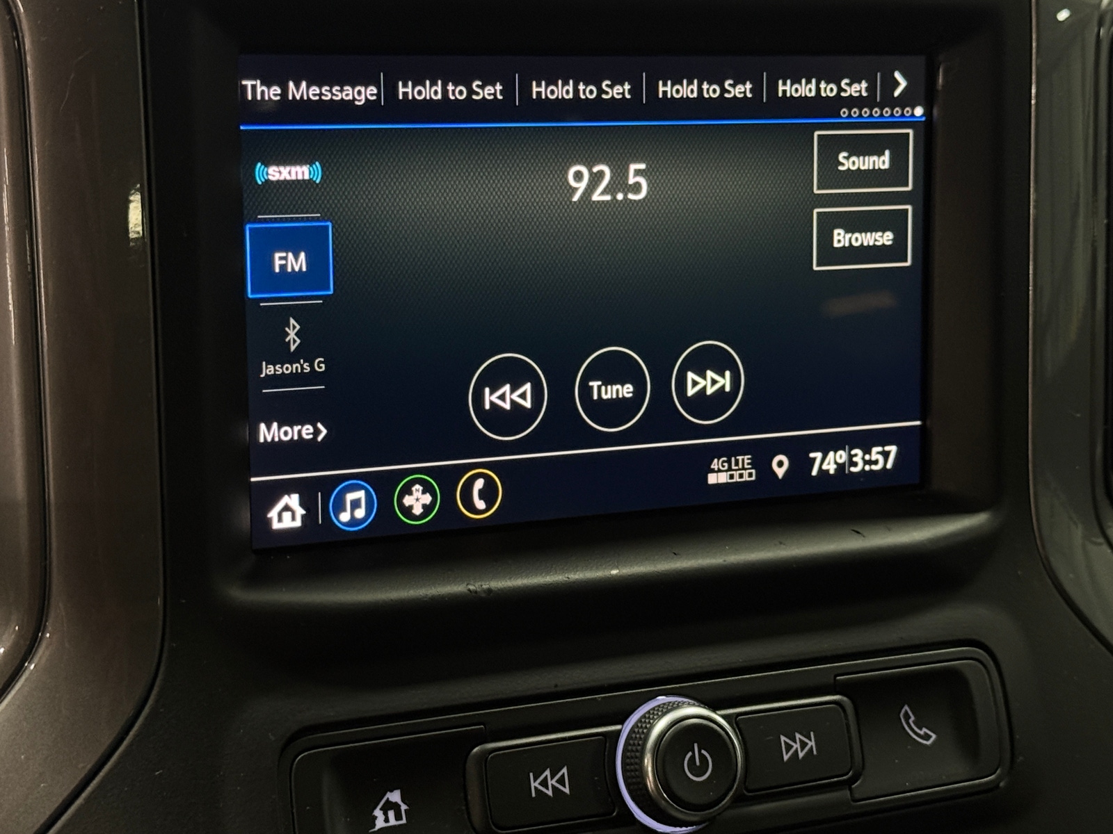 Thumbnail: 2021 Chevrolet Silverado 1500 - 4