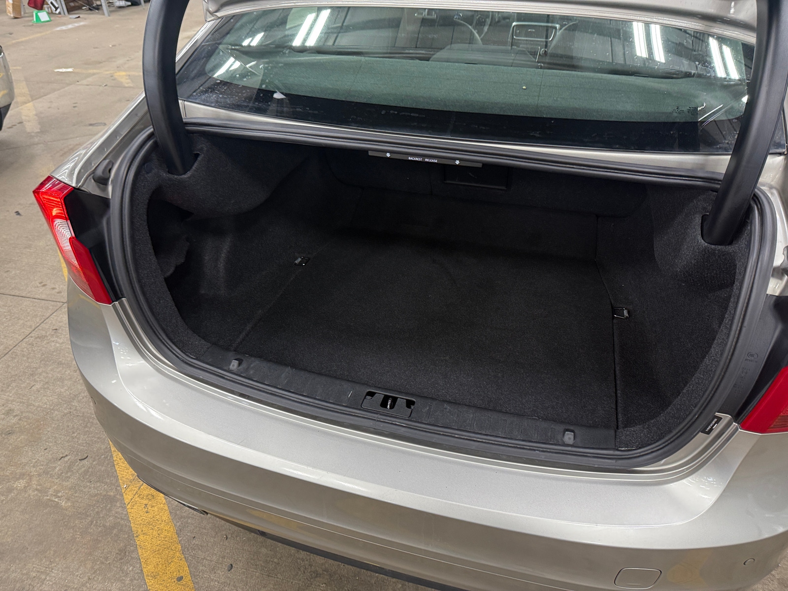 Thumbnail: 2014 Volvo S60 - 7