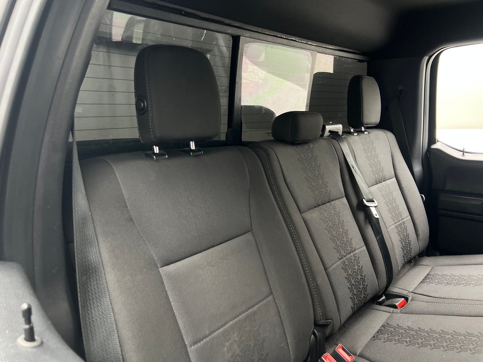 Thumbnail: 2018 Ford Econoline - 6