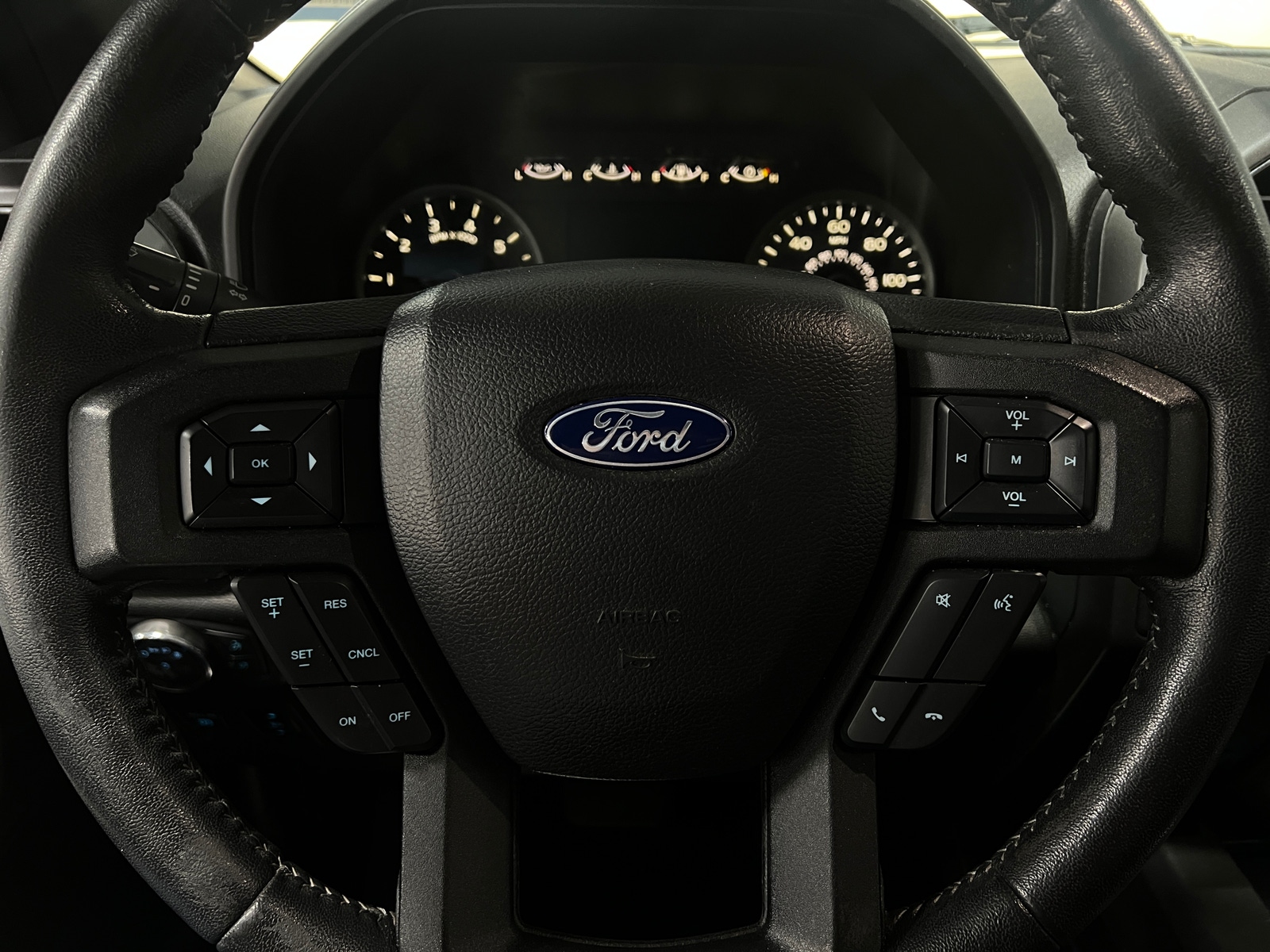 Thumbnail: 2018 Ford Econoline - 5