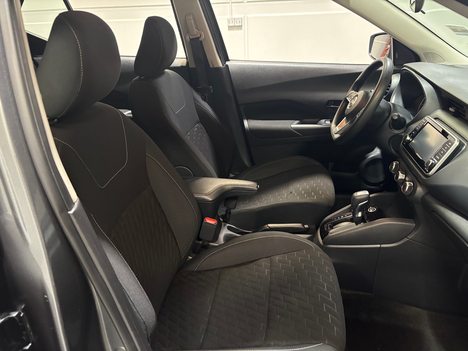 Thumbnail: 2022 Nissan Kicks - 2