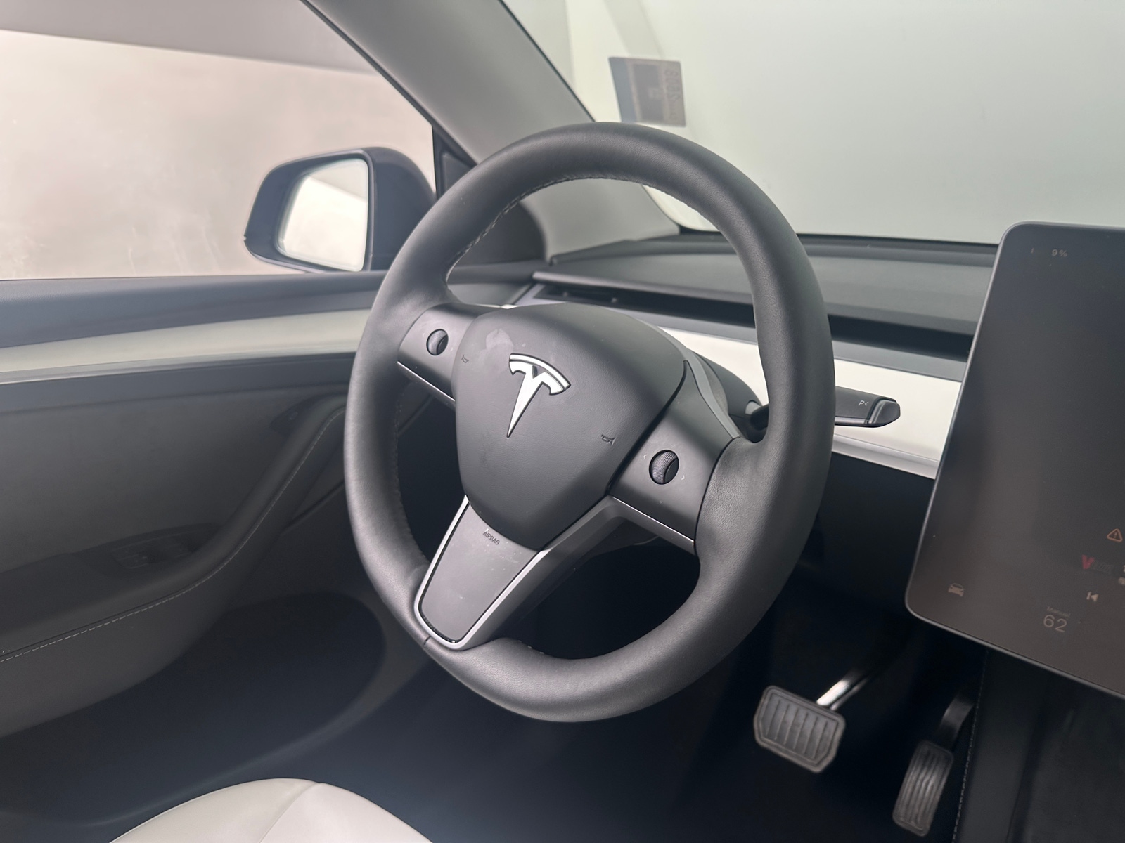 Thumbnail: 2024 Tesla Model Y - 4