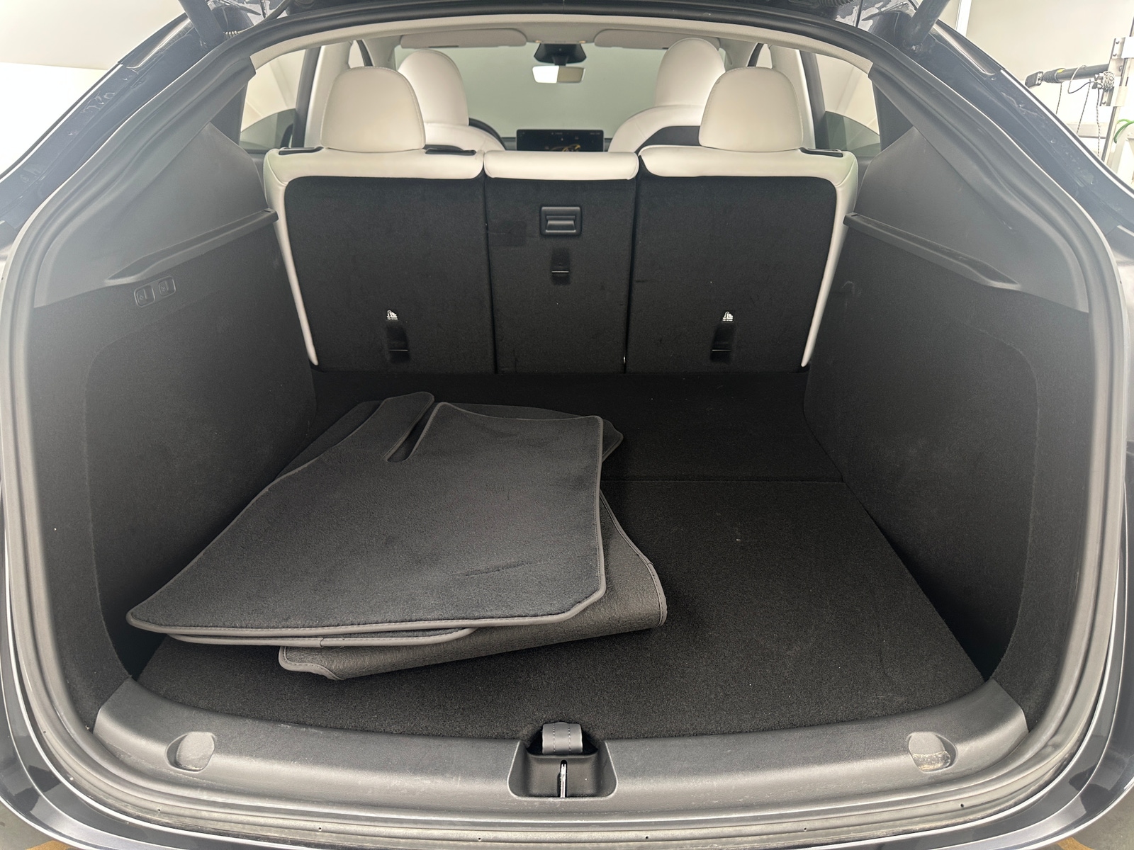 Thumbnail: 2024 Tesla Model Y - 6