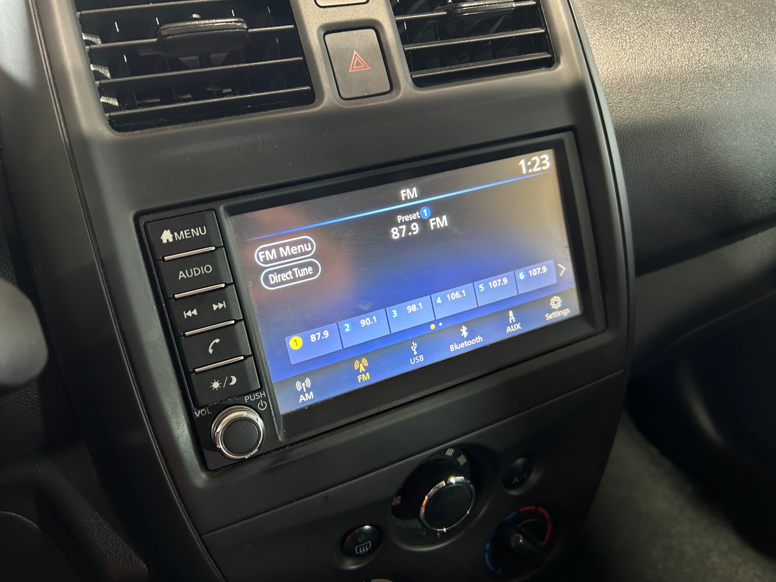 Thumbnail: 2019 Nissan Versa - 4