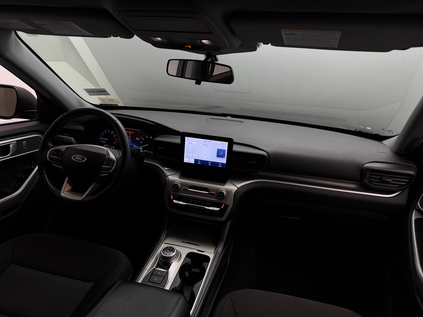 Thumbnail: 2022 Ford Explorer - 3