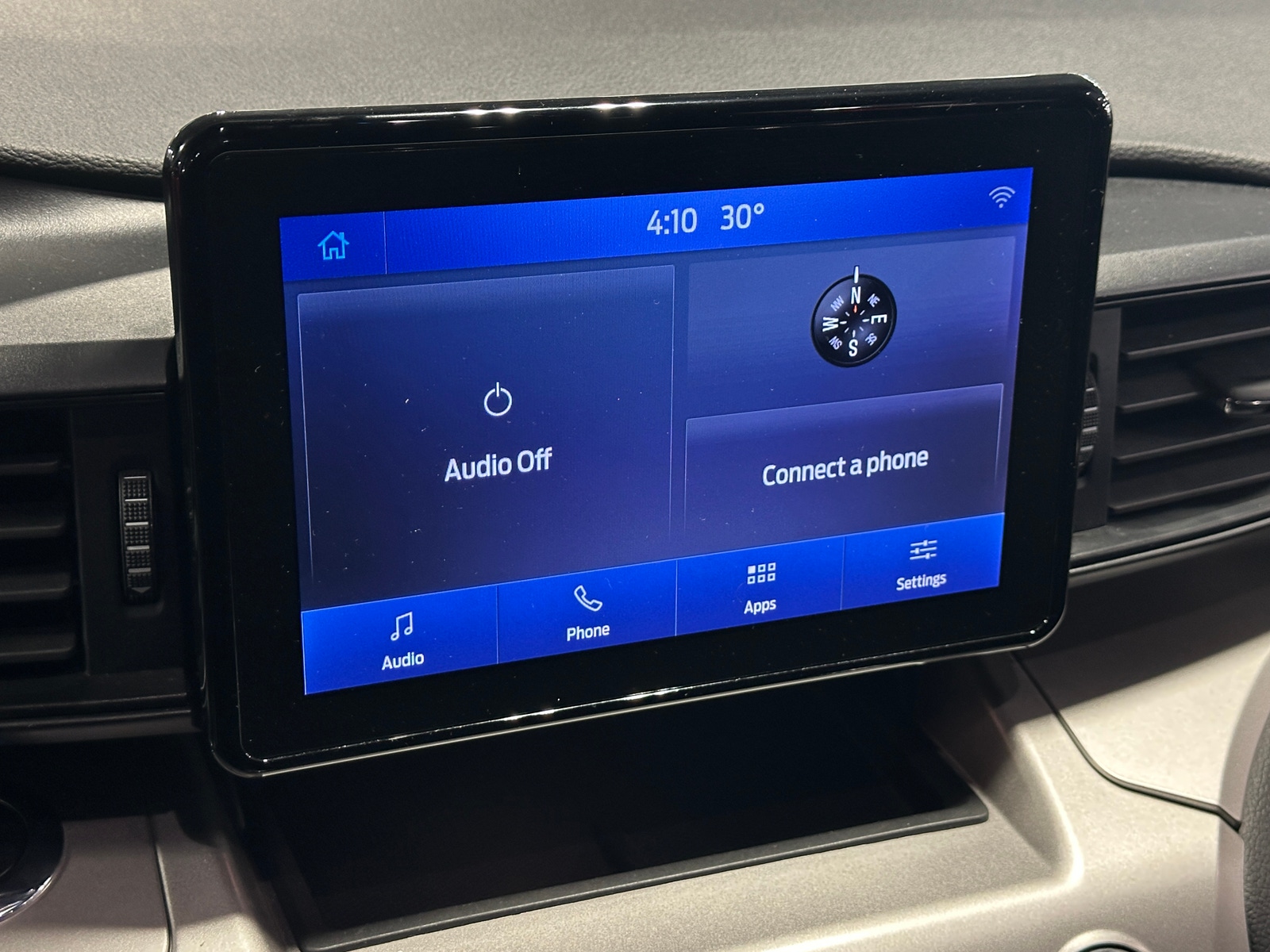 Thumbnail: 2022 Ford Explorer - 4