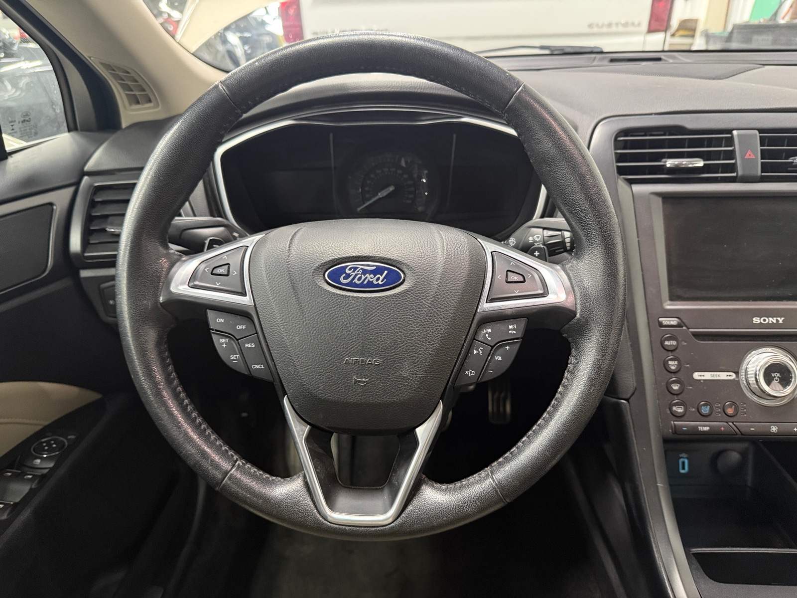 Thumbnail: 2017 Ford Fusion - 4