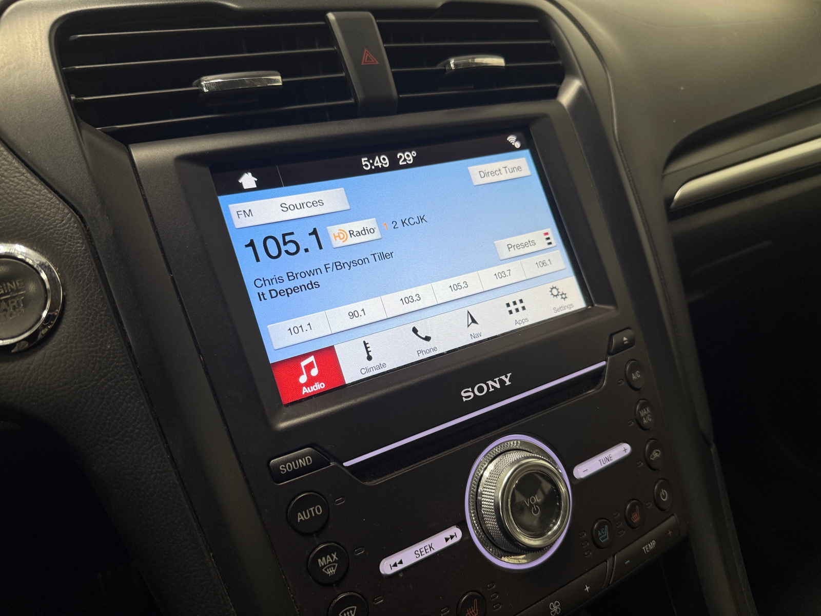 Thumbnail: 2017 Ford Fusion - 3