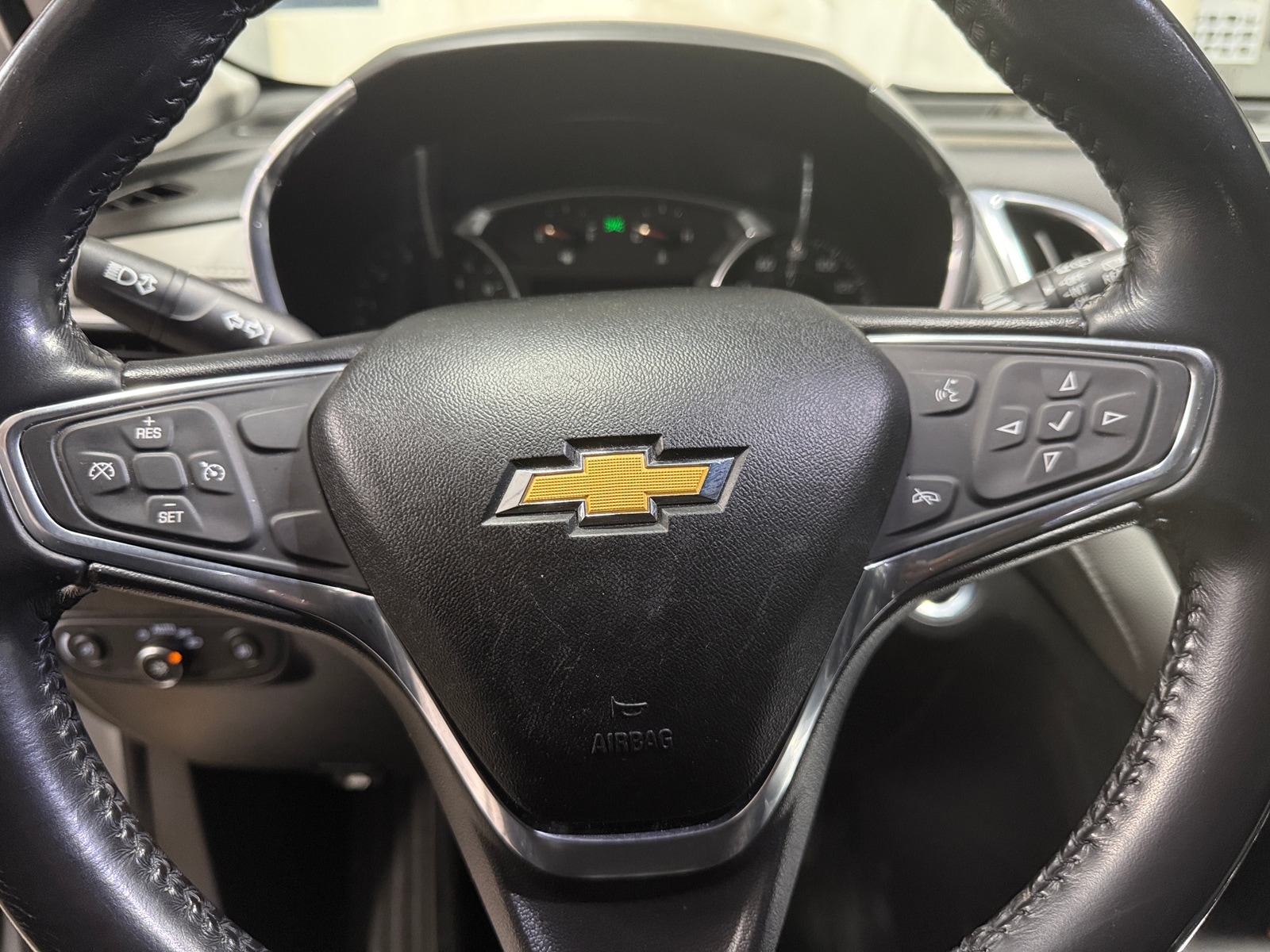 Thumbnail: 2018 Chevrolet Equinox - 4