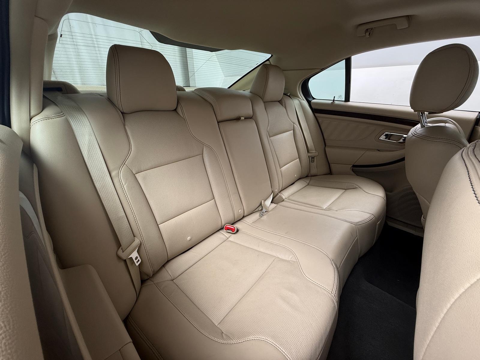 Thumbnail: 2016 Ford Taurus - 5