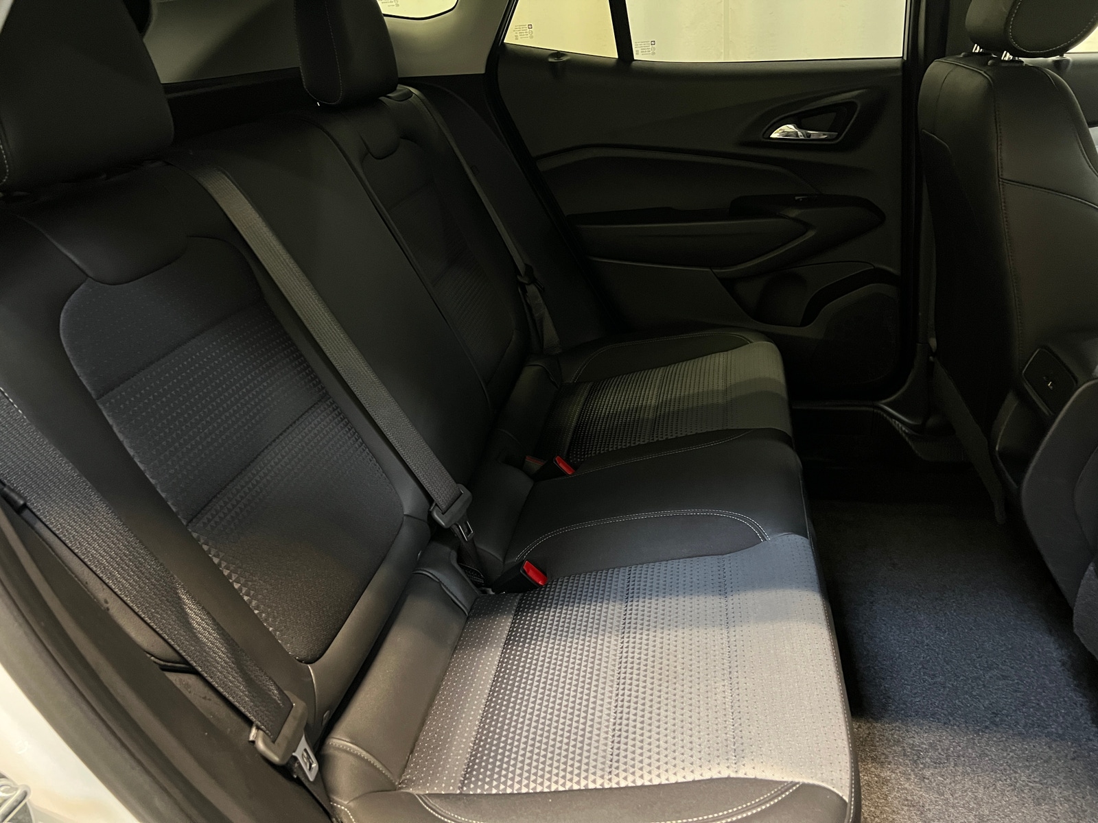 Thumbnail: 2025 Chevrolet Trax - 6