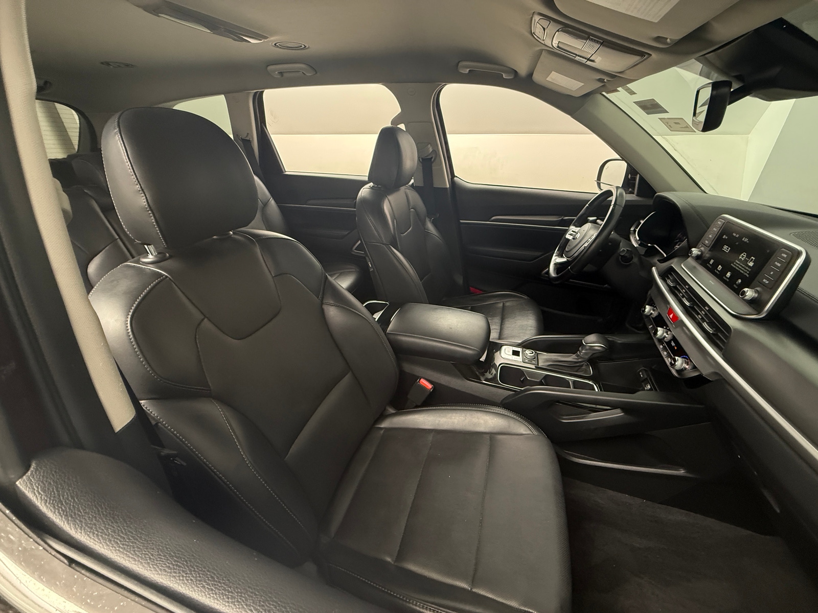 Thumbnail: 2020 Kia Telluride - 2