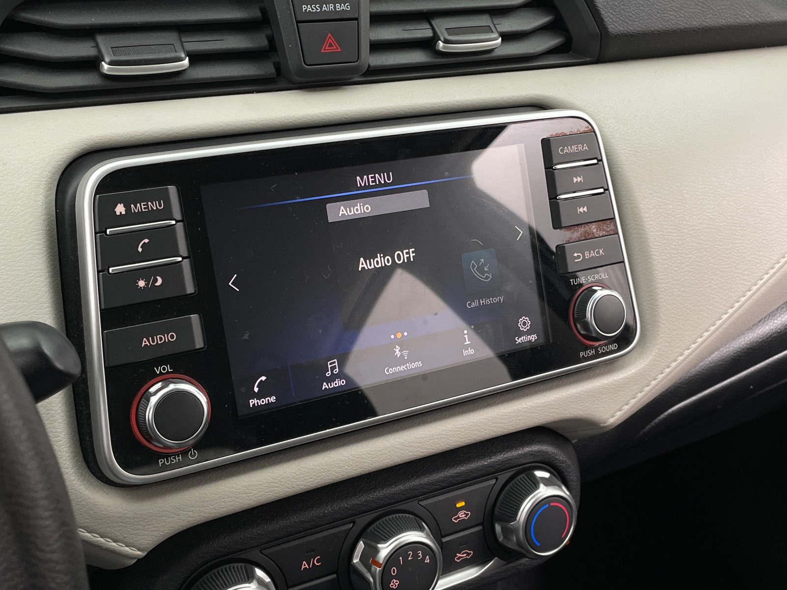 Thumbnail: 2021 Nissan Versa - 4