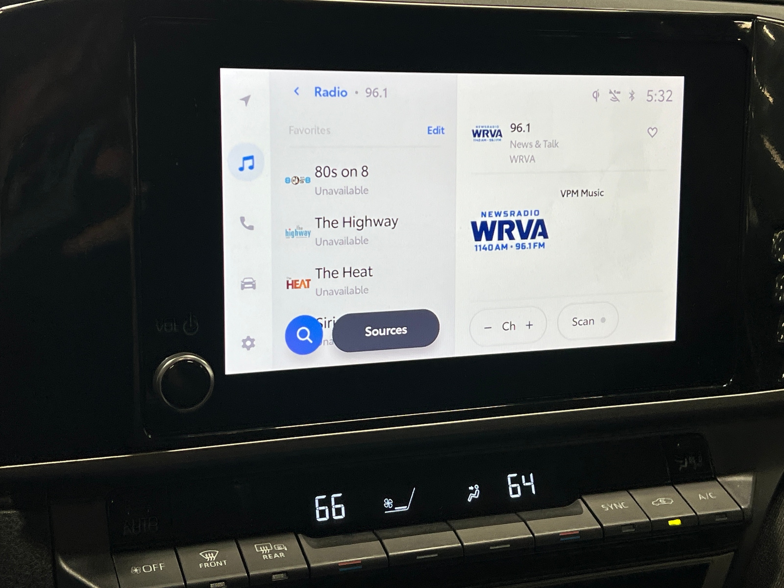Thumbnail: 2025 Toyota Camry - 4