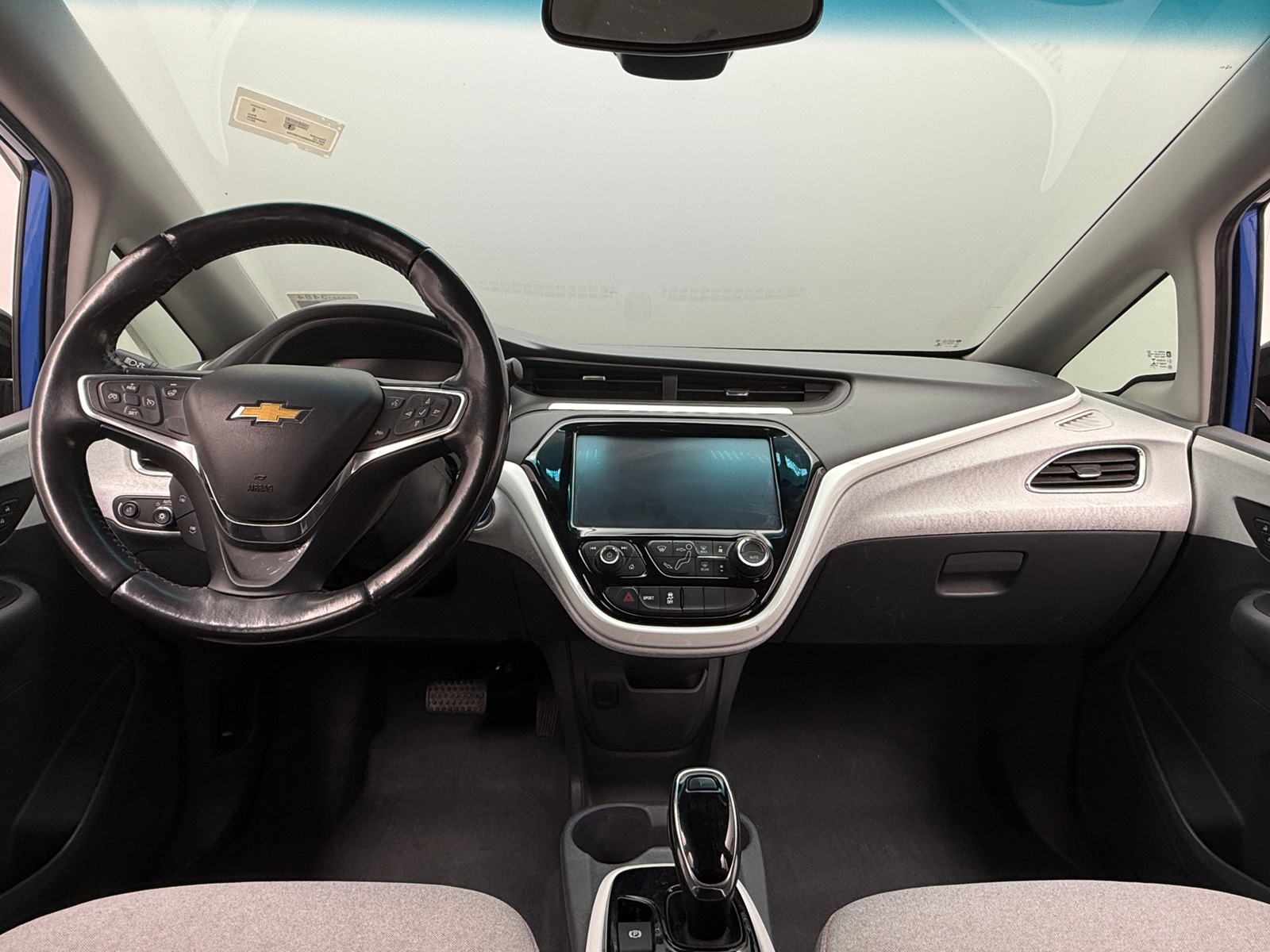 Thumbnail: 2017 Chevrolet Bolt EV - 3