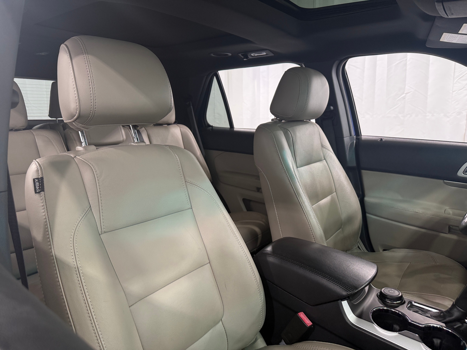 Thumbnail: 2015 Ford Explorer - 2