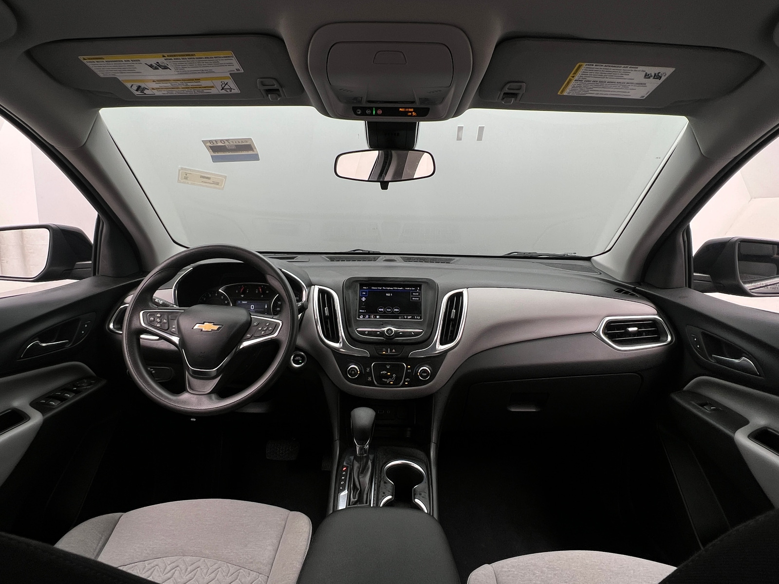 Thumbnail: 2023 Chevrolet Equinox - 3