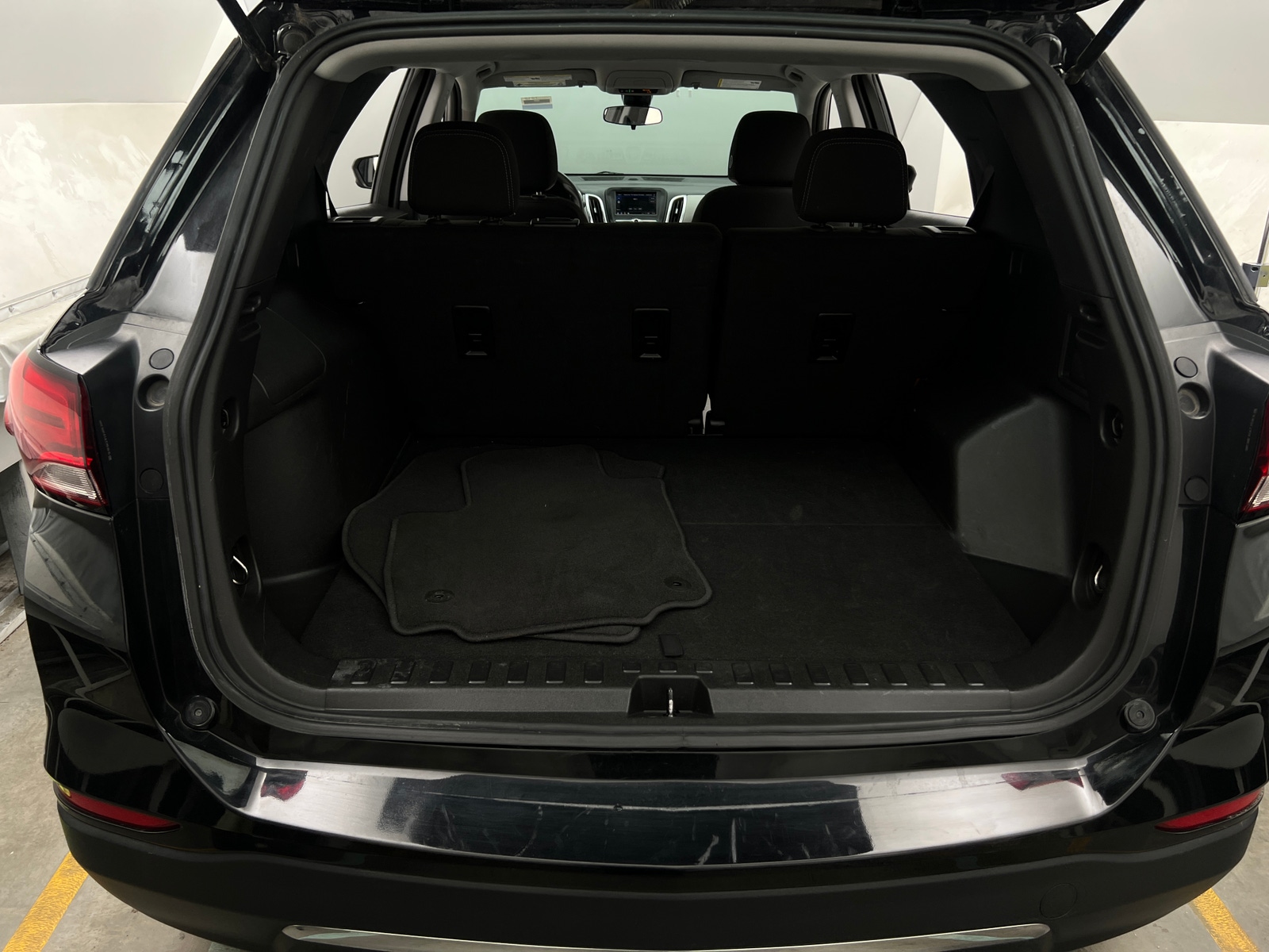 Thumbnail: 2023 Chevrolet Equinox - 7