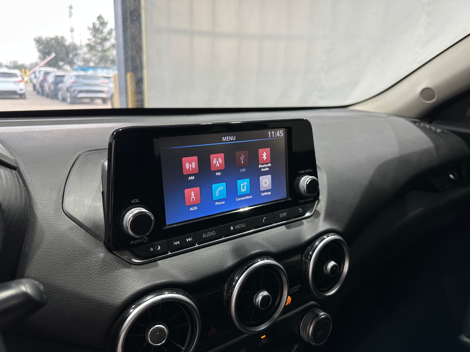 Thumbnail: 2022 Nissan Sentra - 4