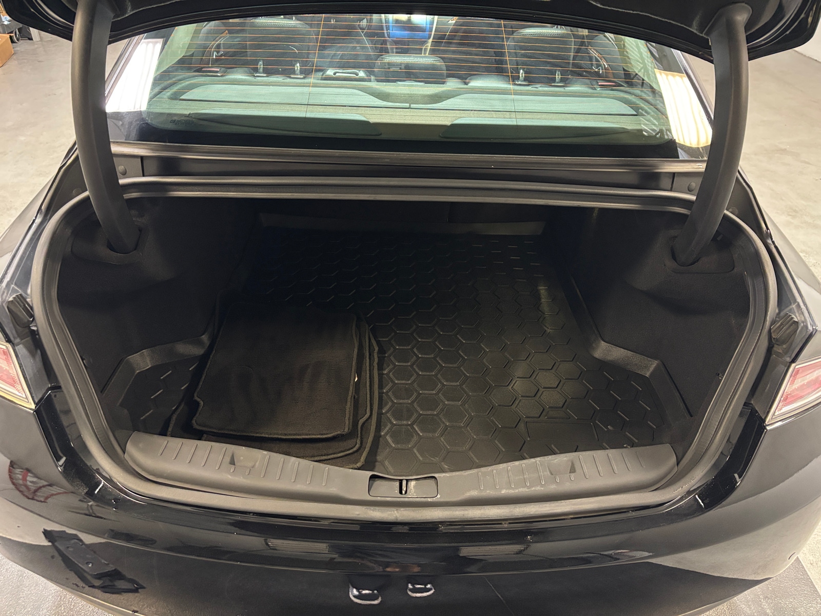 Thumbnail: 2016 Lincoln MKZ - 6