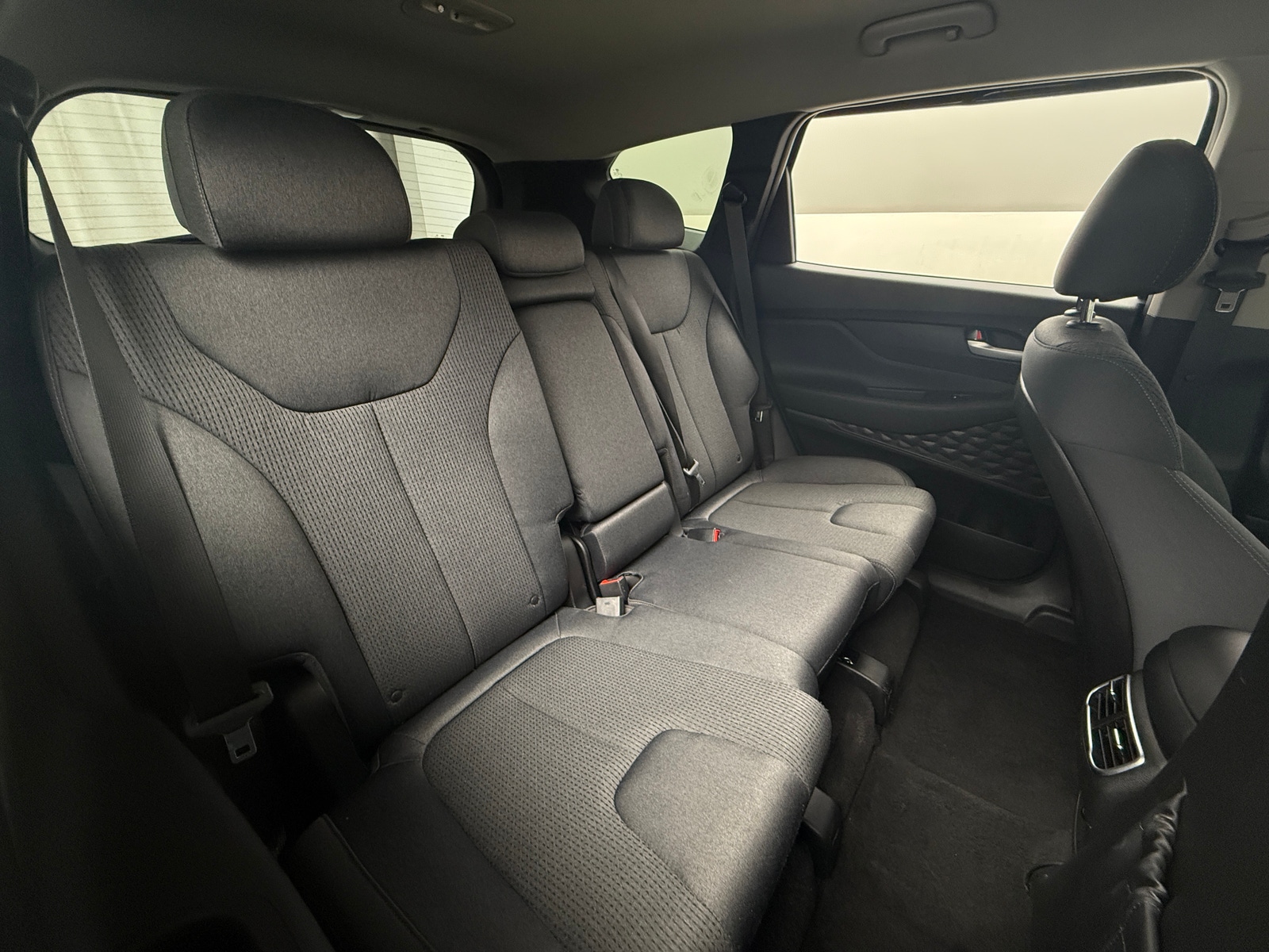 Thumbnail: 2023 Hyundai Santa Fe - 6