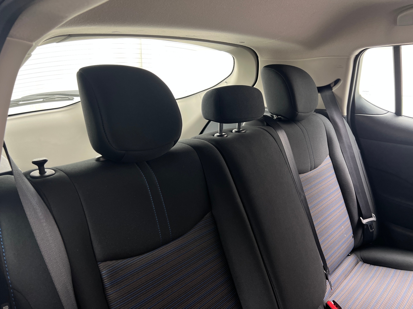 Thumbnail: 2025 Nissan Leaf - 6