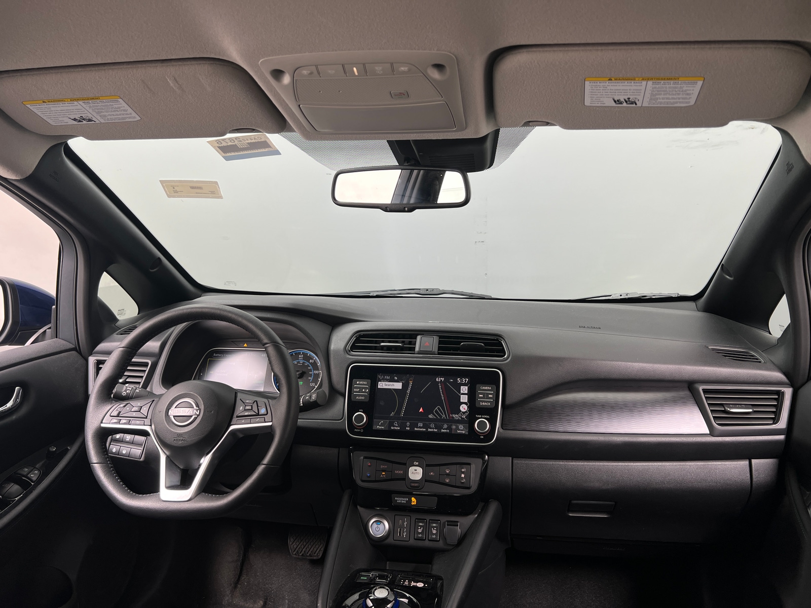 Thumbnail: 2025 Nissan Leaf - 3