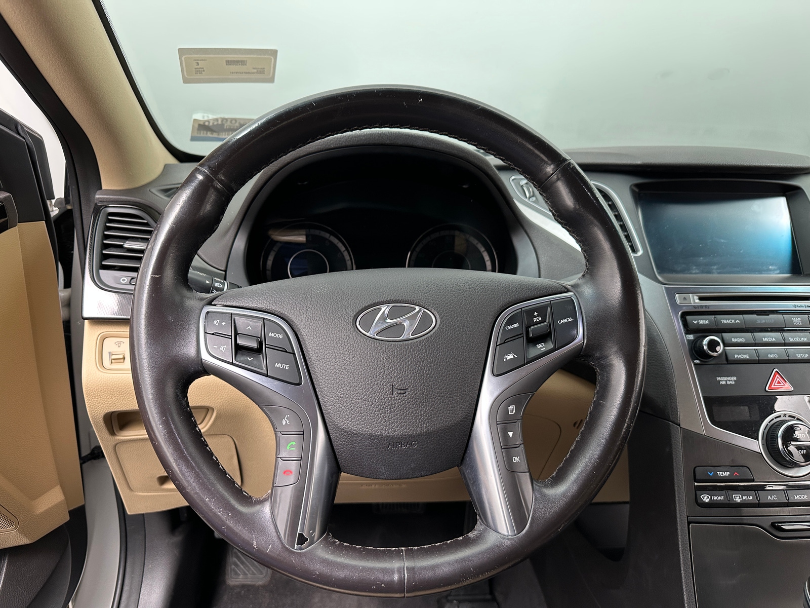 Thumbnail: 2015 Hyundai Azera - 4