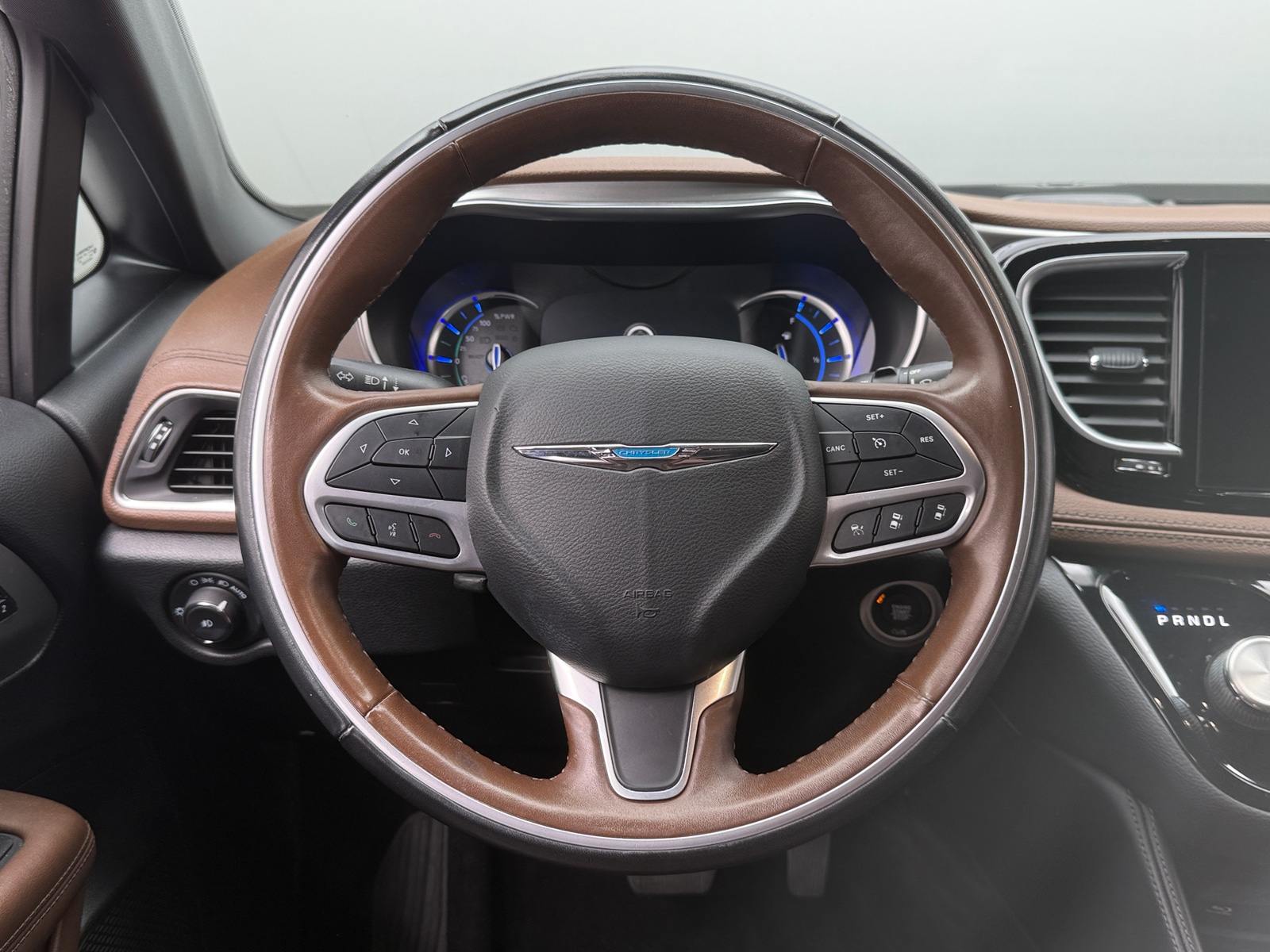 Thumbnail: 2021 Chrysler Pacifica - 4