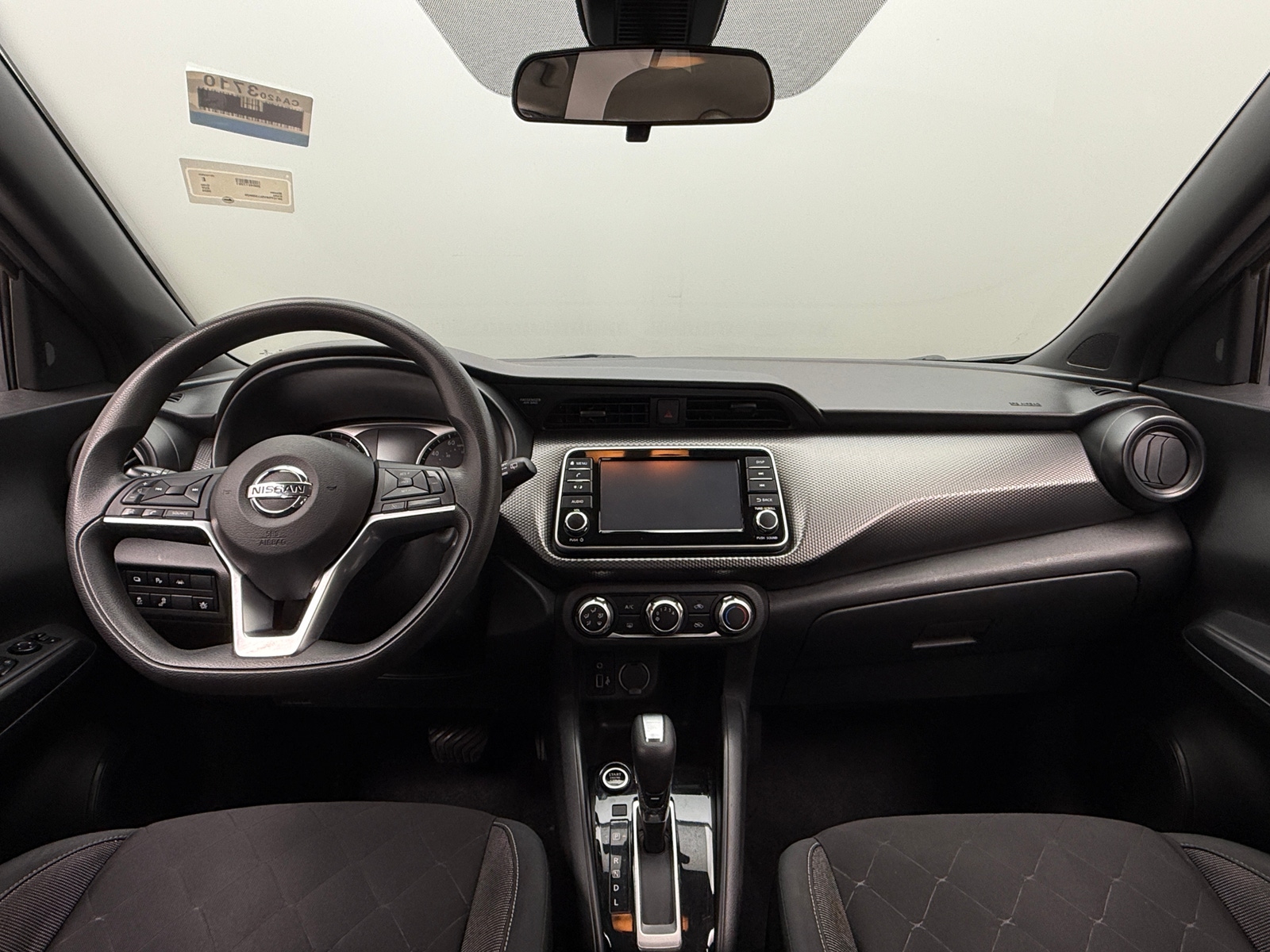 Thumbnail: 2020 Nissan Kicks - 3