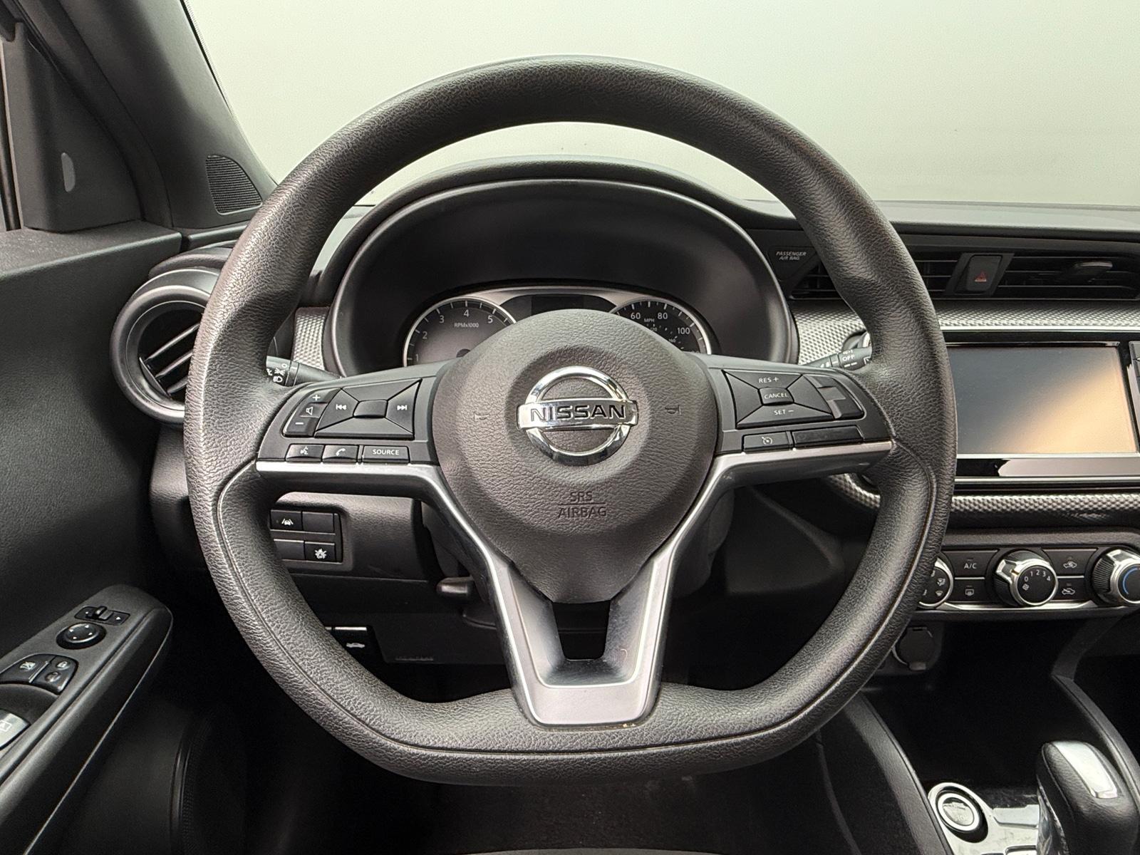 Thumbnail: 2020 Nissan Kicks - 5