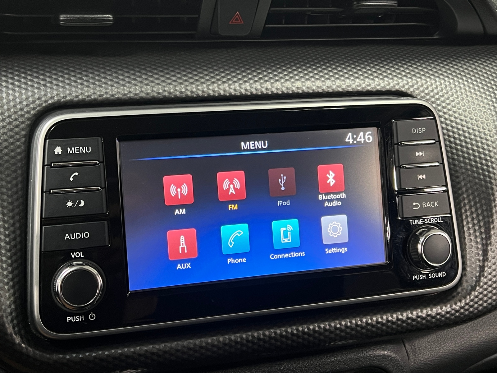 Thumbnail: 2020 Nissan Kicks - 4