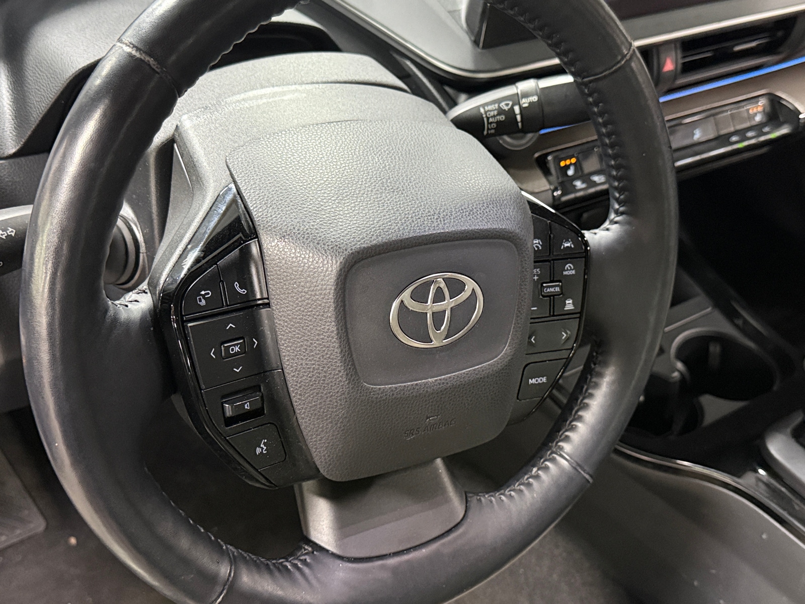 Thumbnail: 2023 Toyota Prius - 5